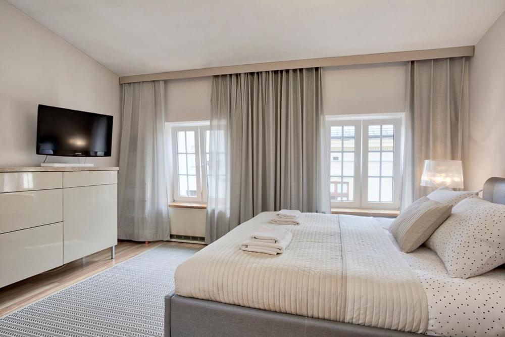 Tyzenhauz Apartments Old Town Krasków Rom bilde