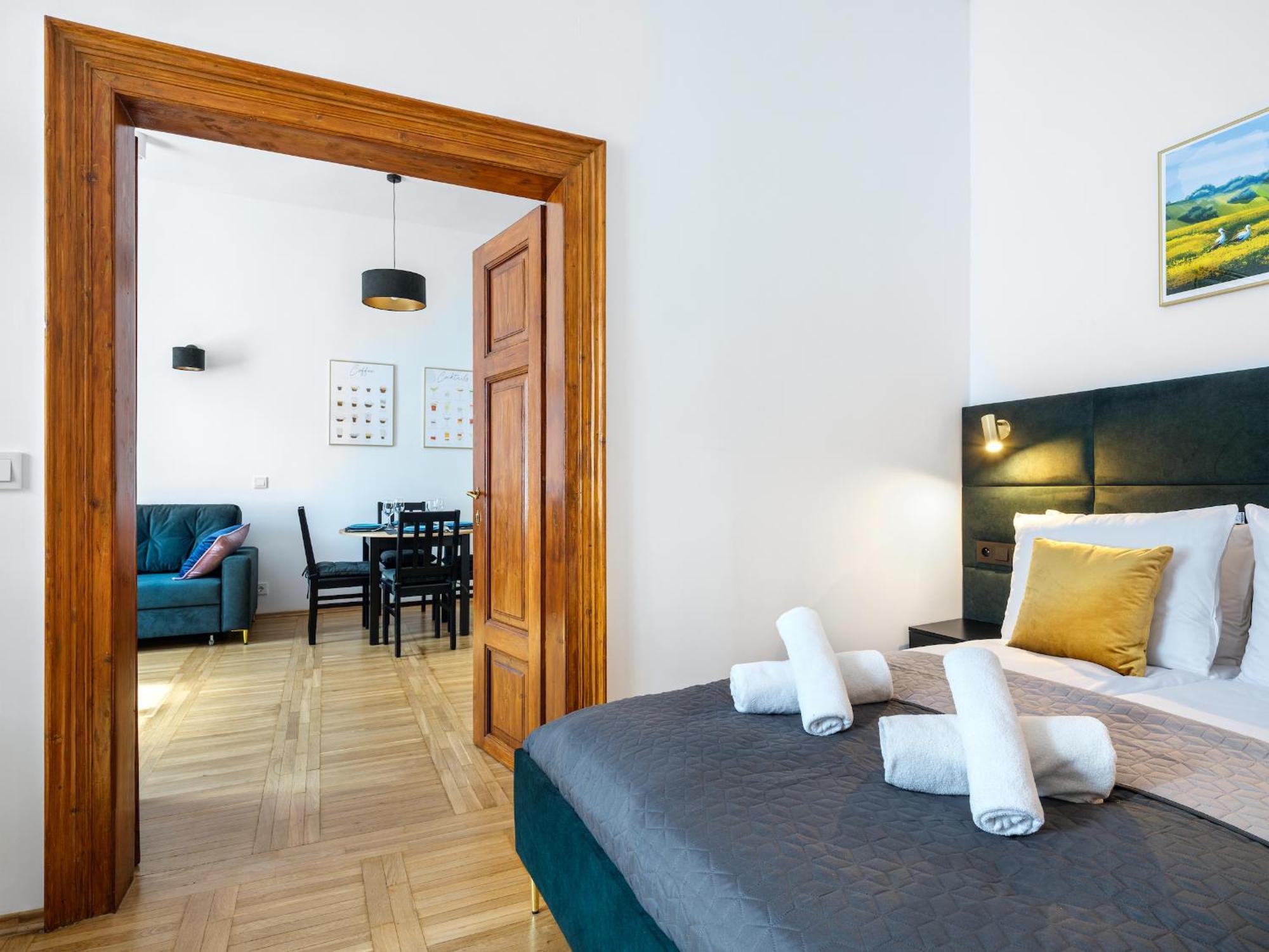 Tyzenhauz Apartments Old Town Krasków Rom bilde